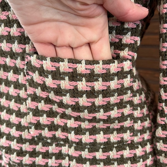 Boutique Houndstooth Blazer and Skirt Set - Picture 3 of 9